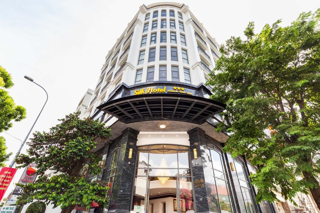 Silk Hong Ha Airport Hotel Ho-Chi-Minh-Stadt Exterior foto