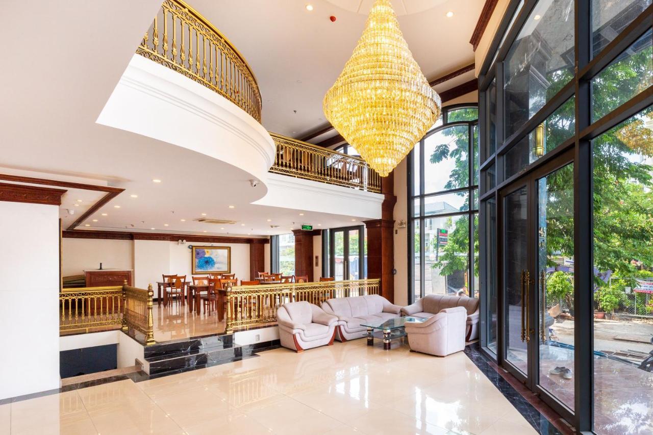 Silk Hong Ha Airport Hotel Ho-Chi-Minh-Stadt Exterior foto