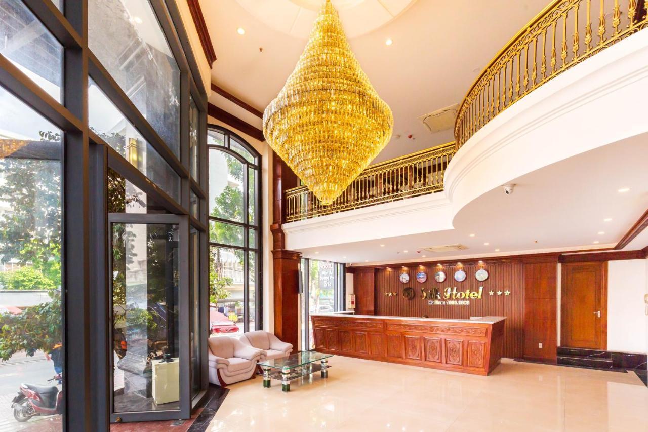 Silk Hong Ha Airport Hotel Ho-Chi-Minh-Stadt Exterior foto