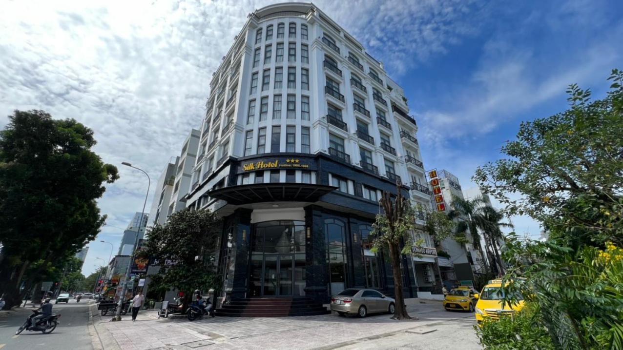 Silk Hong Ha Airport Hotel Ho-Chi-Minh-Stadt Exterior foto